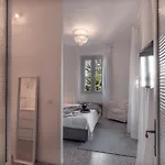 Elisabetta Maggiore Apartment *